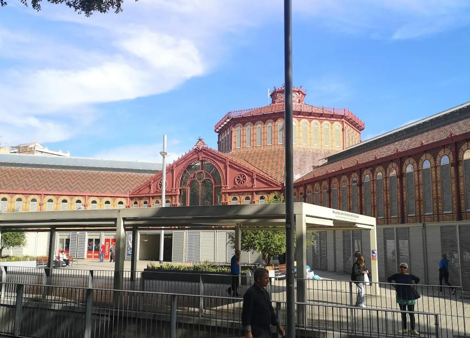 Aparteasy - Family Sant Antoni Apt. 0*, Barcelona Spain