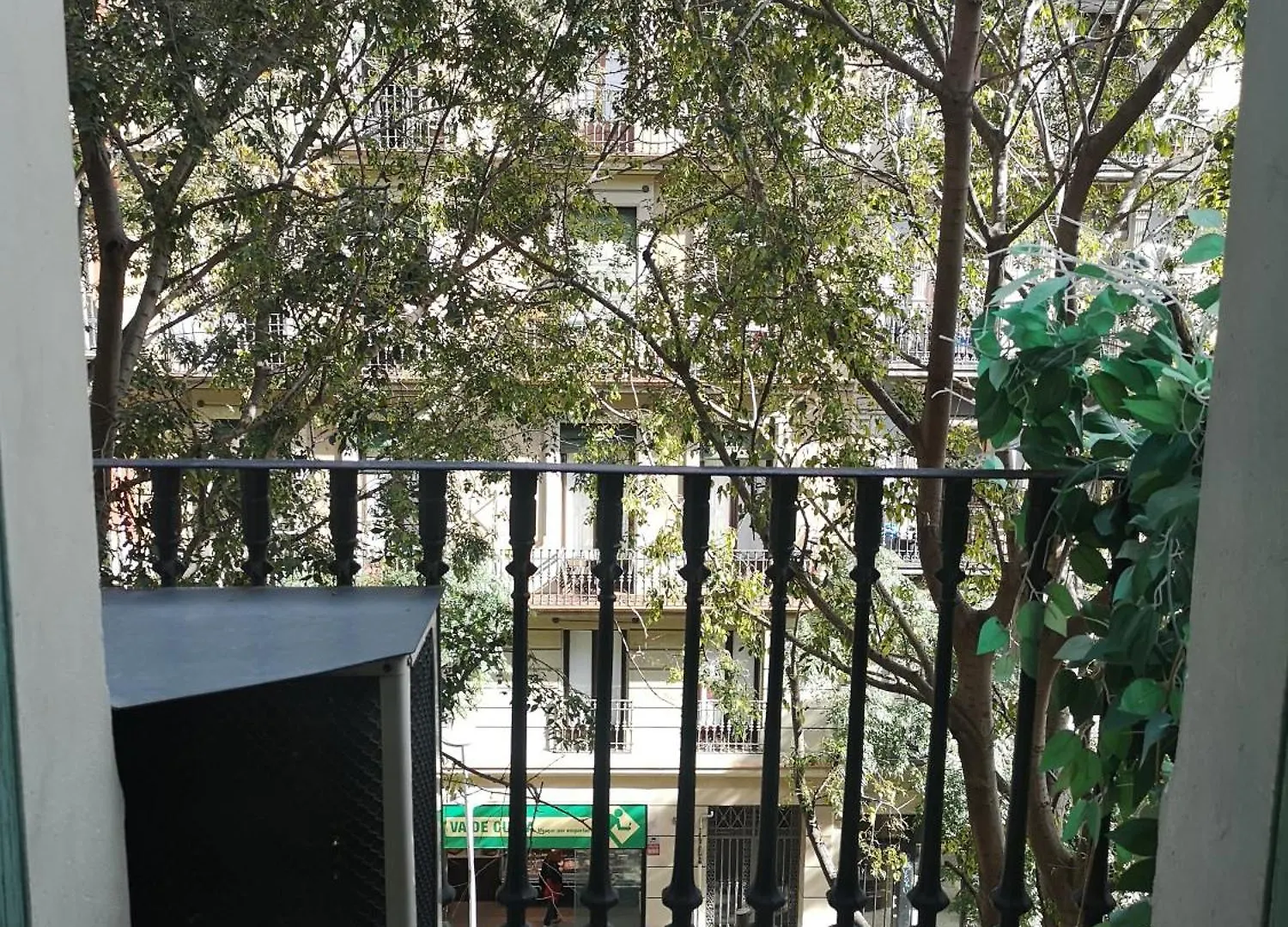 Aparteasy - Family Sant Antoni Apt. Barcelona